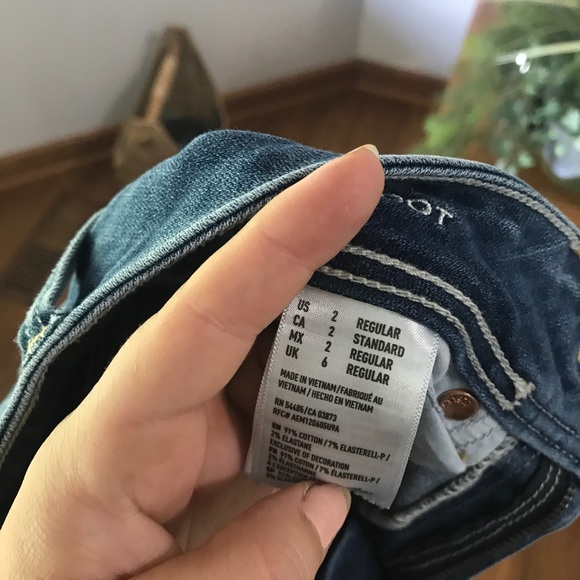 Jeans - Picture 8 of 8